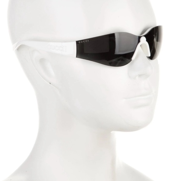 Gucci 99mm Shield Wrap Sunglasses White White Grey main image 5